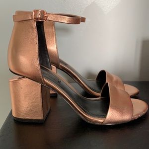 Alexander Wang Abby Metallic Rose Gold Sandals sz 36